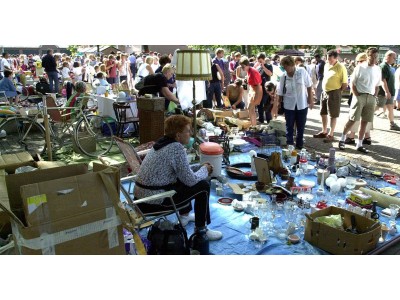 zaterdag 08.00 - 14.00h - Rommelmarkt